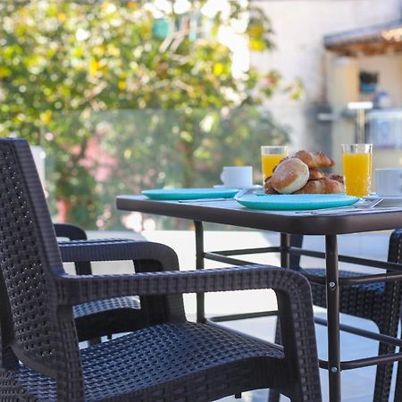בניטסס Corfu Gold Luxury Suites מראה חיצוני תמונה